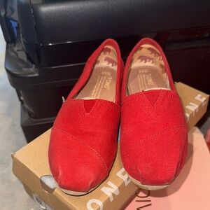 TOMS Women's Red Canvas Shoes